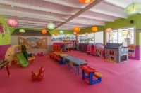 Lagomandra Beach Hotel