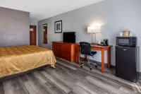 Quality Inn Fayetteville Near Fort Bragg - Pools