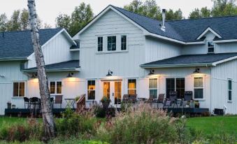 Snowgoose Pond Bed & Breakfast