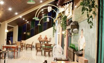 Omah Njonja Bed & Brasserie