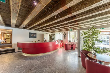 Hôtel de la Rose Отели рядом с достопримечательностью «Фрибурский собор»