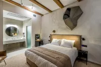 Artagonist Art Hotel Hotels near Map of the Ghetto