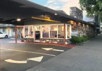 Thunderbird Lodge - Motels