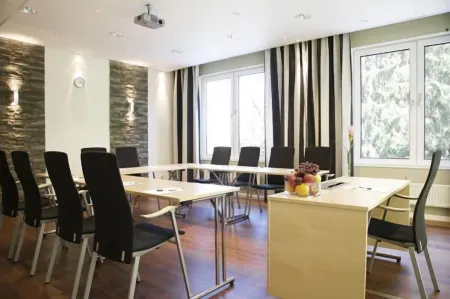 Nova Park Conference Отели в г. Knivsta