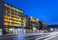 Kent Hotel Hotels near İbni Bezzaz Cami