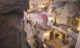 Cappadocia Splendid Cave Hotel