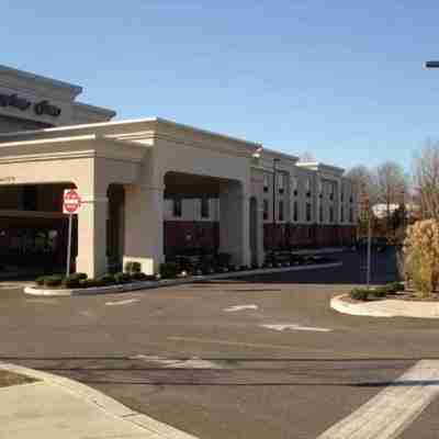 Hampton Inn East Windsor Hotel Exterior