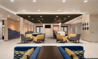 La Quinta Inn & Suites by Wyndham Clovis CA