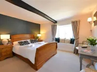 The Bathurst Arms Hotels in Cirencester
