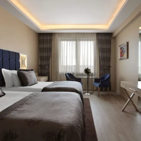 WOW Istanbul Hotel Отели рядом с достопримечательностью «Бахчелиэвлер»