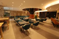 Holiday Inn Express & Suites JAIPUR GOPALPURA by IHG - breakfast