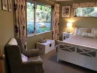 Newlands Bed and Breakfast Hotel a 