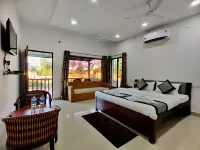Vrindavan Gopala Resort Hotel dekat Bhedaghat Marble Rocks
