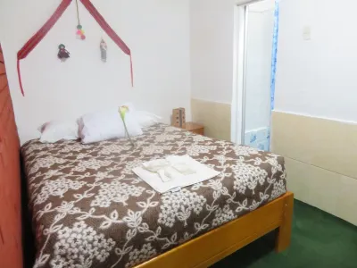 Cholo's House - Hostel Hotels in 