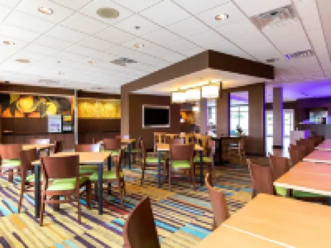 Fairfield Inn & Suites Atlanta Acworth Hotels in Cobb County