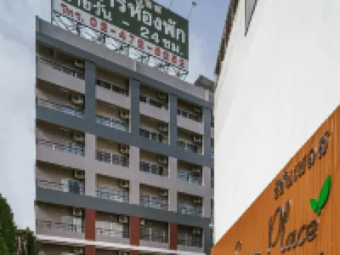 Season Place Hotels near Khlong Bang Luang Floating Market