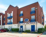 Quality Suites Irving-Las Colinas Hotels in Irving