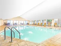 Finger Lakes Inn & Suites Hotels in Hammondsport