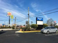 Days Inn by Wyndham Thomson Hotels in Thomson