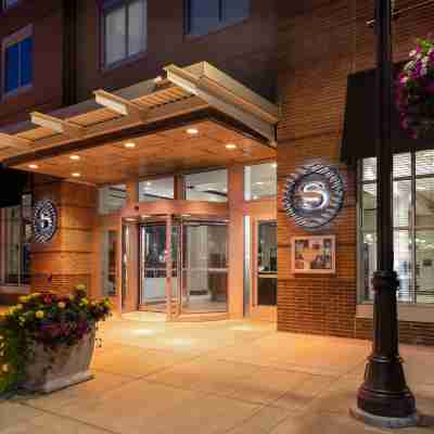 Sheraton Duluth Hotel Hotel Exterior