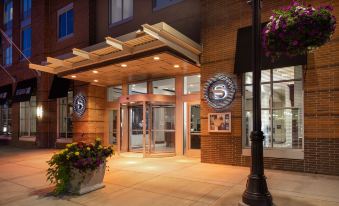 Sheraton Duluth Hotel