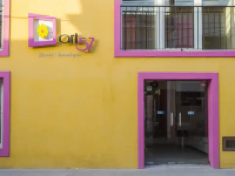 アート 57 ホテル - アダルト オンリー メリダのホテル