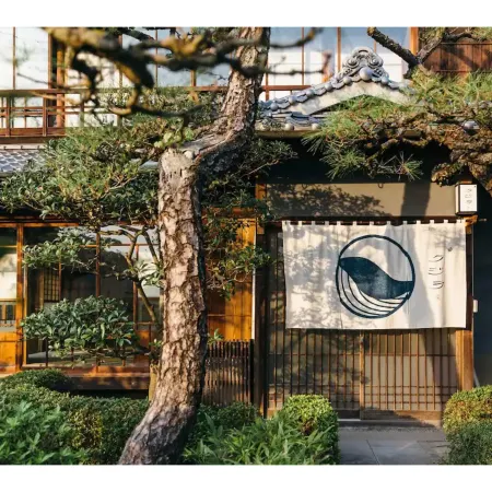 Whale Annex