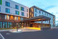 Courtyard Pasco Tri-Cities Airport Hotels near GreyHound Package Express