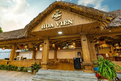 Hoa Vien Hotel - Kim Boi Hot Spring Hotels in Cu Yen