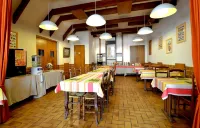 Hotel Toppin Hotels in Plan-d'Orgon
