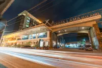 Ascent Premiere Hotel and Convention Hotel dekat Masjid Ibnu Sina