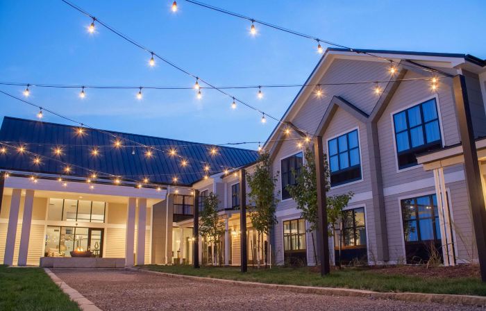 Hotel Renovo des Moines Urbandale, Tapestry Collection by Hilton
