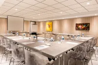 โรงแรม Kyriad ลาโรเชลล์ซองตร์วิลล์ - ที่มีที่จอดรถ