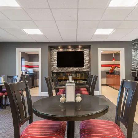 Ramada by Wyndham Catlettsburg/Ashland