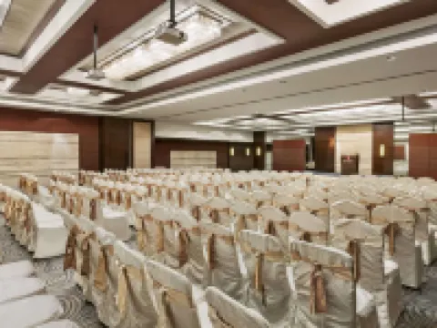 Ramada by Wyndham Navi Mumbai Hotels in Thane