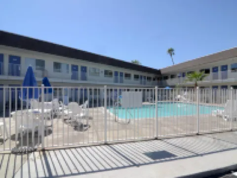 Motel 6 Indio, CA - Palm Springs Hotels in Indio