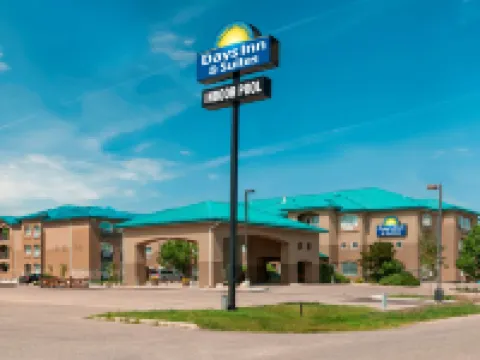 Days Inn & Suites by Wyndham Brandon Hotels in Brandon
