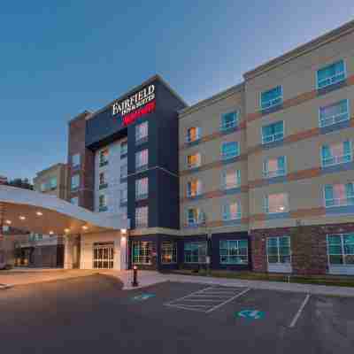 Fairfield Inn & Suites by Marriott Kamloops Hotel Exterior