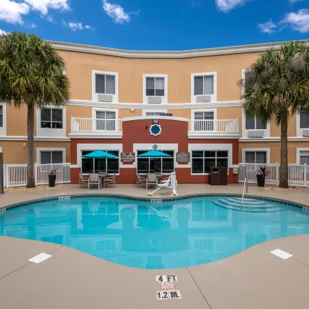 Holiday Inn Express & Suites THE VILLAGES by IHG