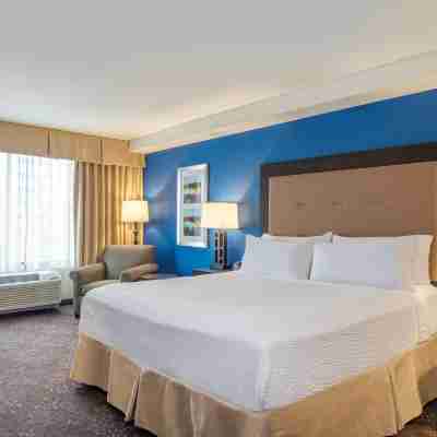 Holiday Inn Terre Haute Rooms