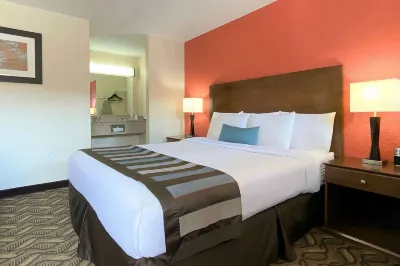 Super 8 by Wyndham Greensburg Hotels in Unity Township