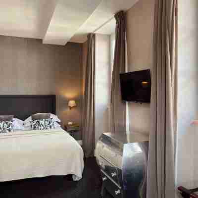 Hotel des Basses Pyrenees - Bayonne Rooms