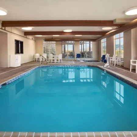 Country Inn & Suites by Radisson, Bozeman, MT