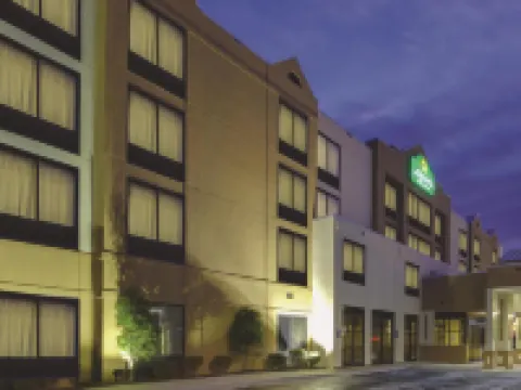 La Quinta Inn & Suites by Wyndham Newark - Elkton