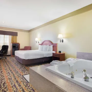 La Quinta Inn & Suites by Wyndham Belton - Temple South