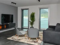 Front Lake Vacation Rental Melì in Melide Hotels in Melide