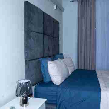 Lusaka Luxe: Your Private Oasis Awaits in the Heart of Zambia Rooms