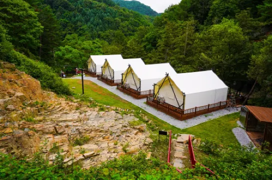 Romyzian Garden Mountain House