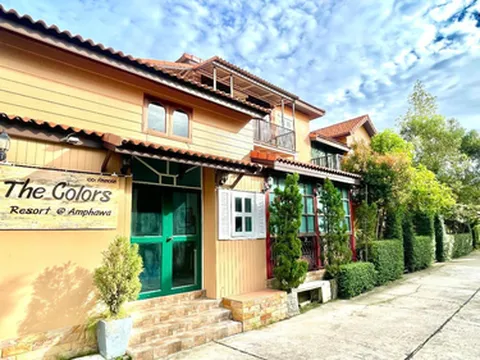 รูปภาพของเดอะ คัลเลอร์ รีสอร์ท อัมพวา