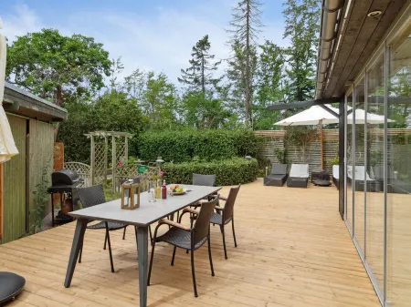 "Randulf" - 250m from the Sea